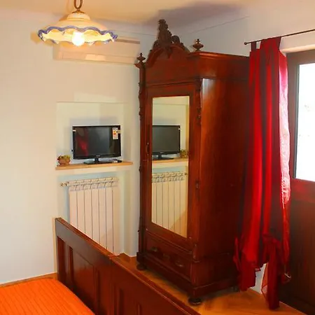 Country house Casale Racalmare Grotte (Sicily)